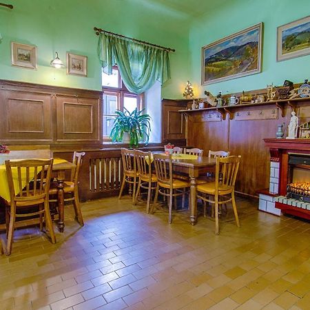 Hotel Posta Cerny Dul Bagian luar foto