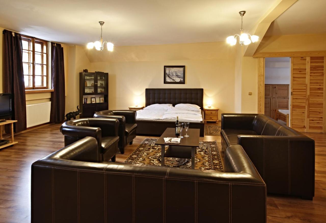 Hotel Posta Cerny Dul Bagian luar foto
