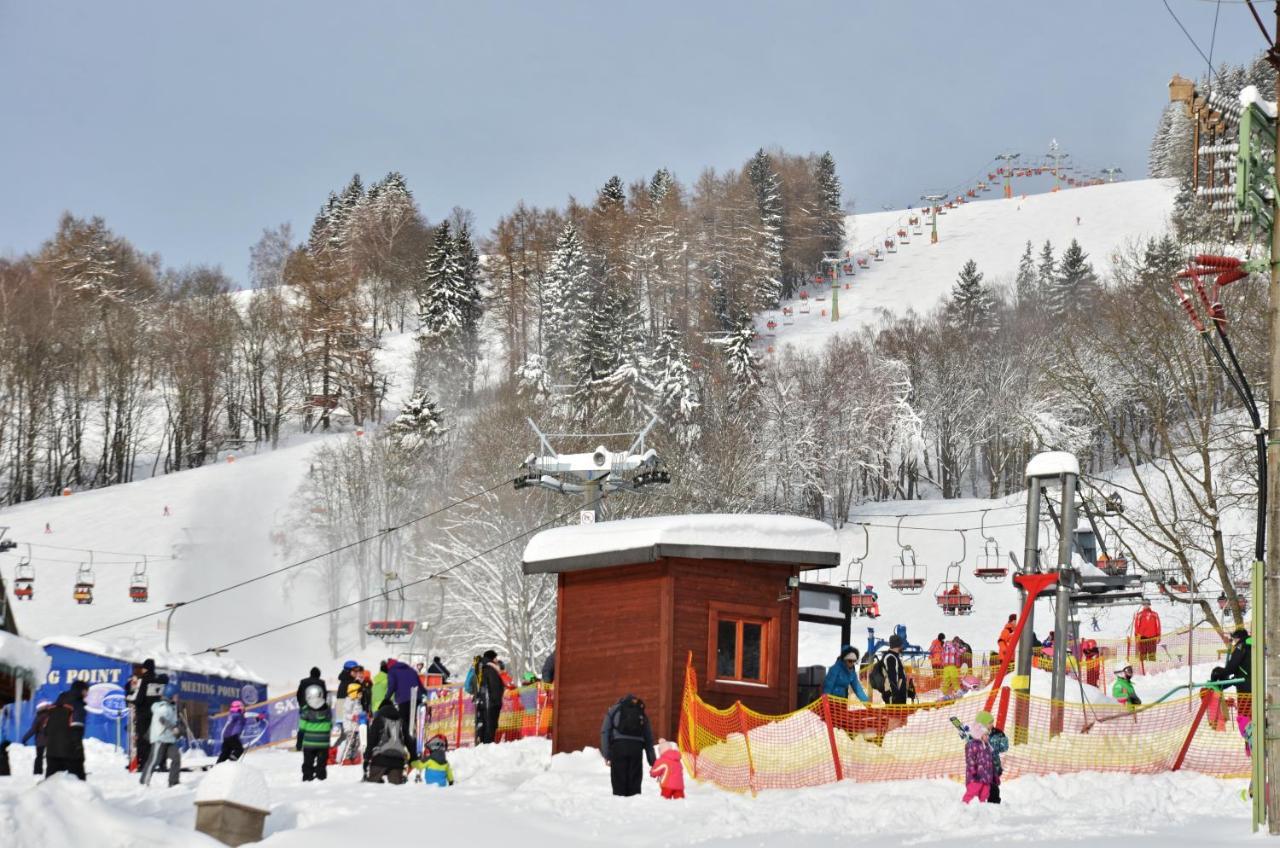 Hotel Posta Cerny Dul Bagian luar foto