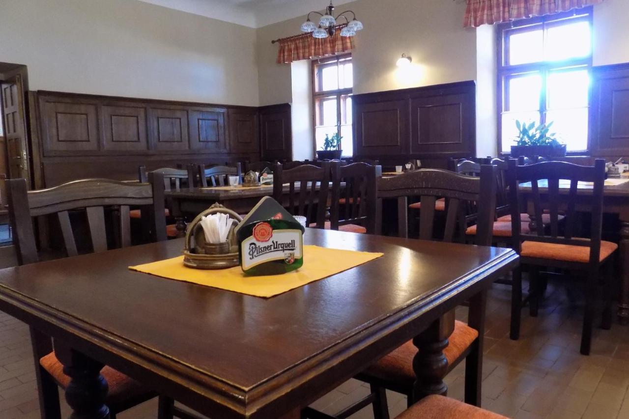 Hotel Posta Cerny Dul Bagian luar foto