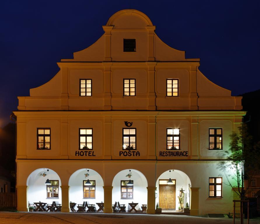 Hotel Posta Cerny Dul Bagian luar foto