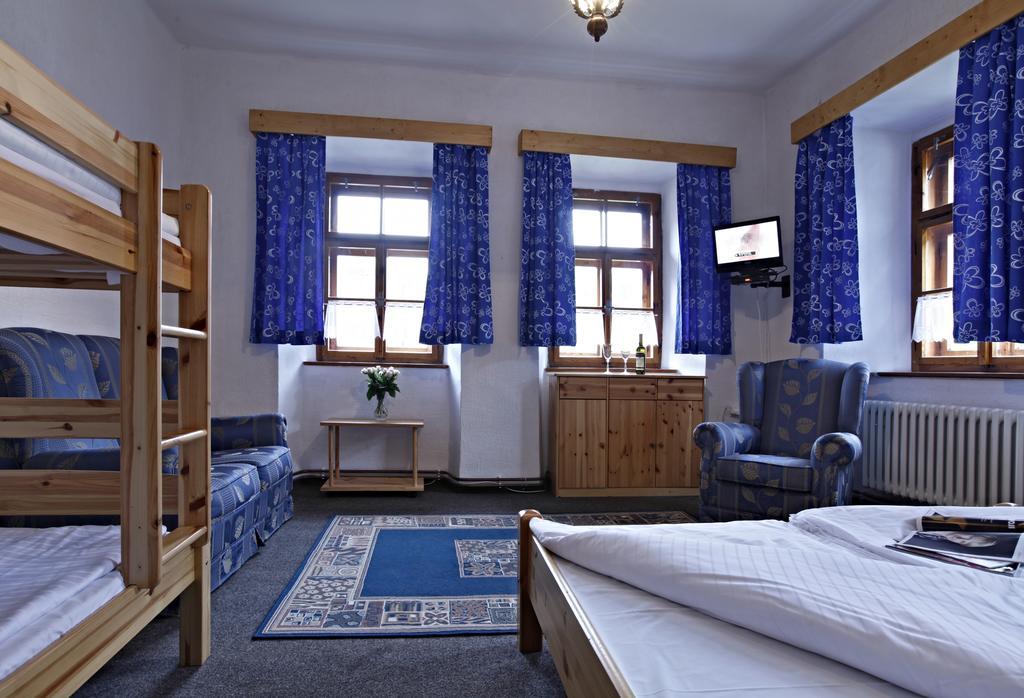 Hotel Posta Cerny Dul Bagian luar foto