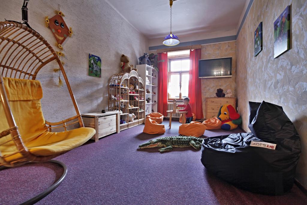 Hotel Posta Cerny Dul Bagian luar foto