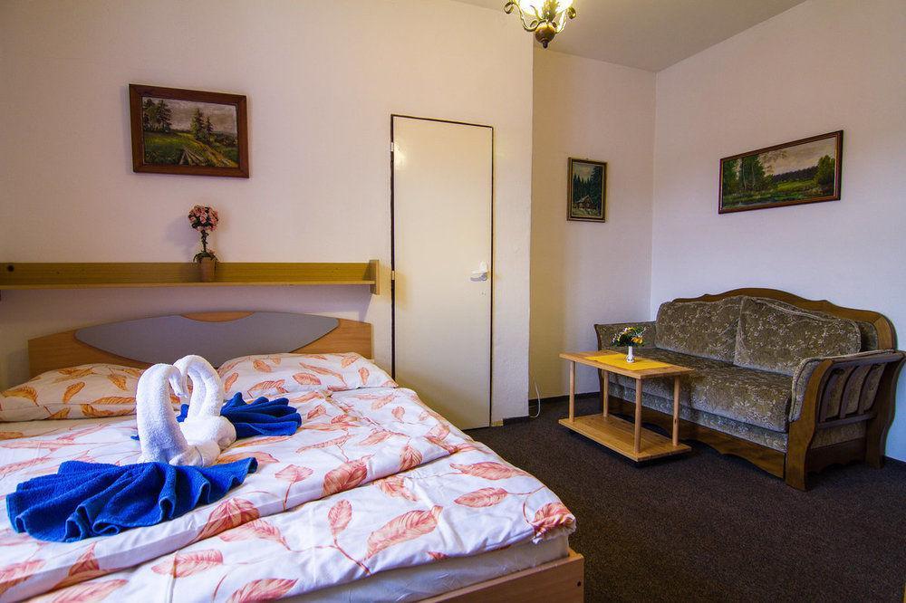 Hotel Posta Cerny Dul Bagian luar foto