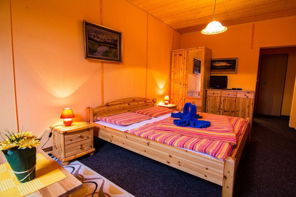 Hotel Posta Cerny Dul Bagian luar foto