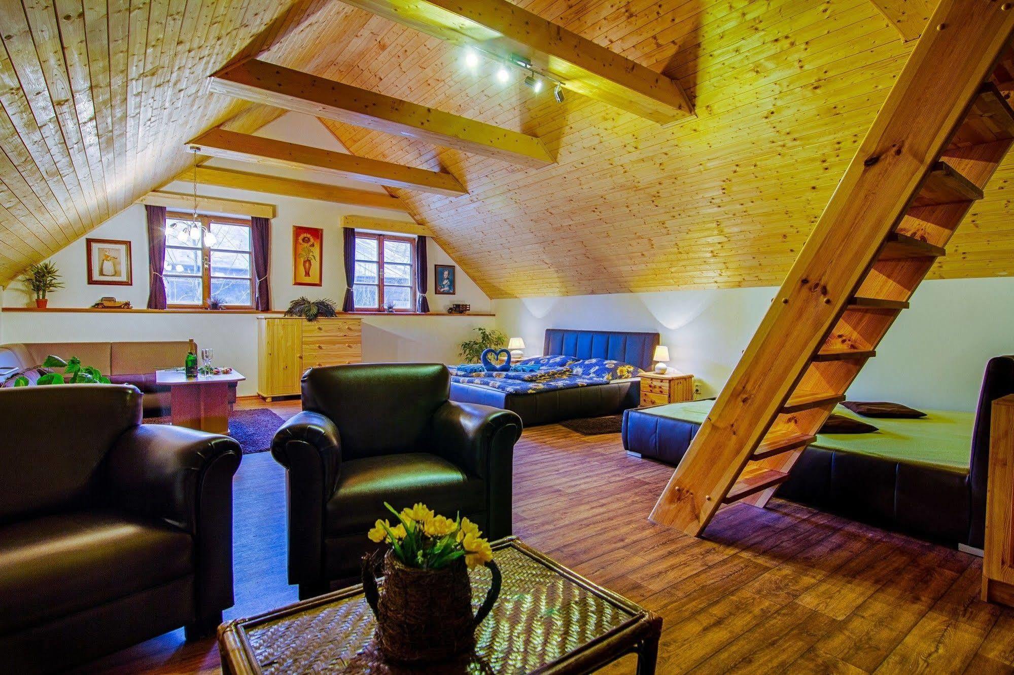 Hotel Posta Cerny Dul Bagian luar foto