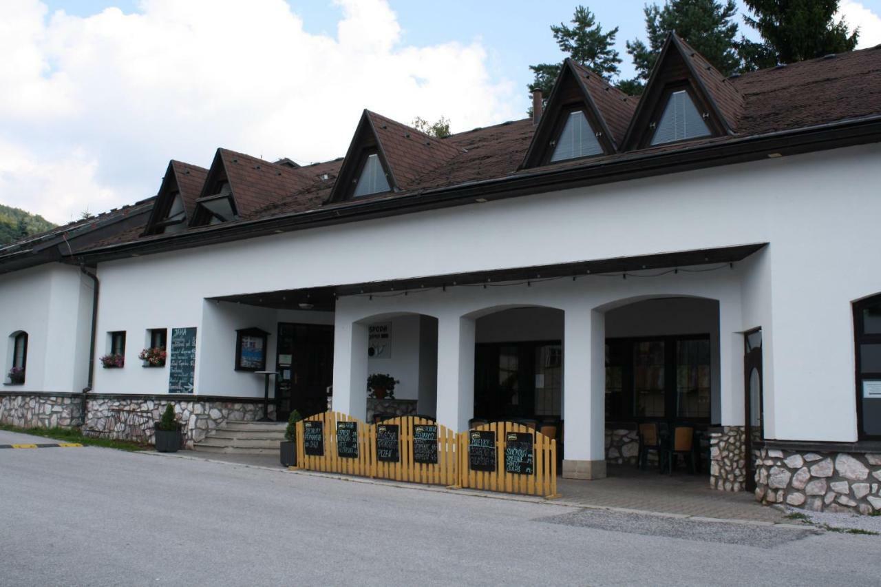 Hotel Posta Cerny Dul Bagian luar foto
